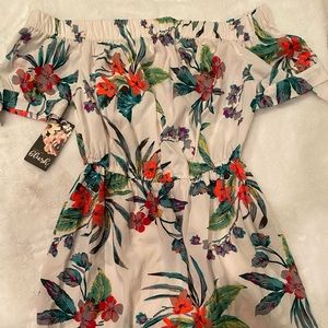 Blush floral dress. Size M